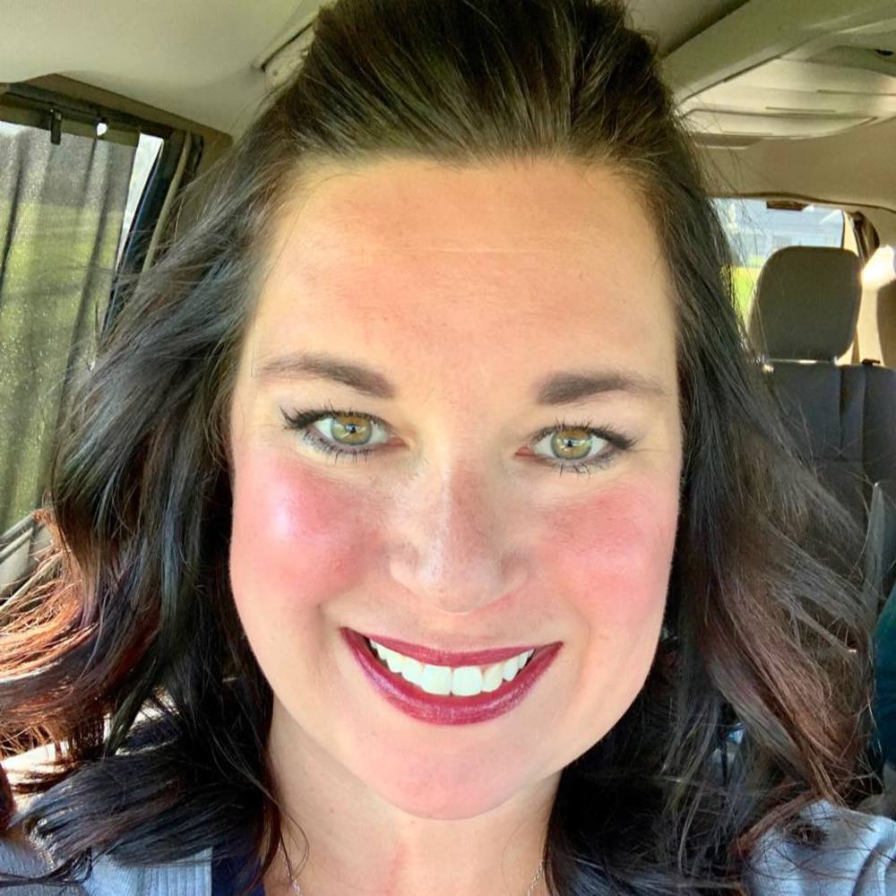 Meet your Posher, Carrie